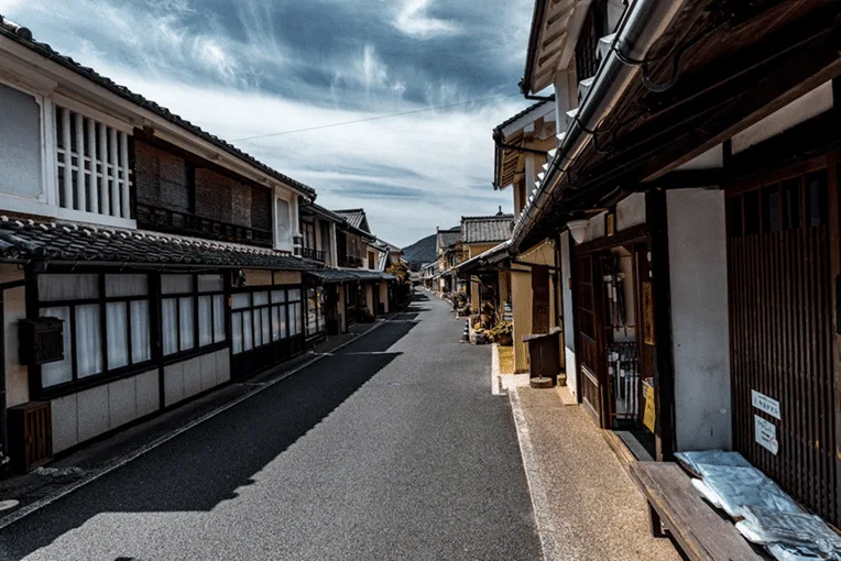 Traditional Japanese street scene, highlighting cultural architecture relevant to planning your estate internationally in Japan.